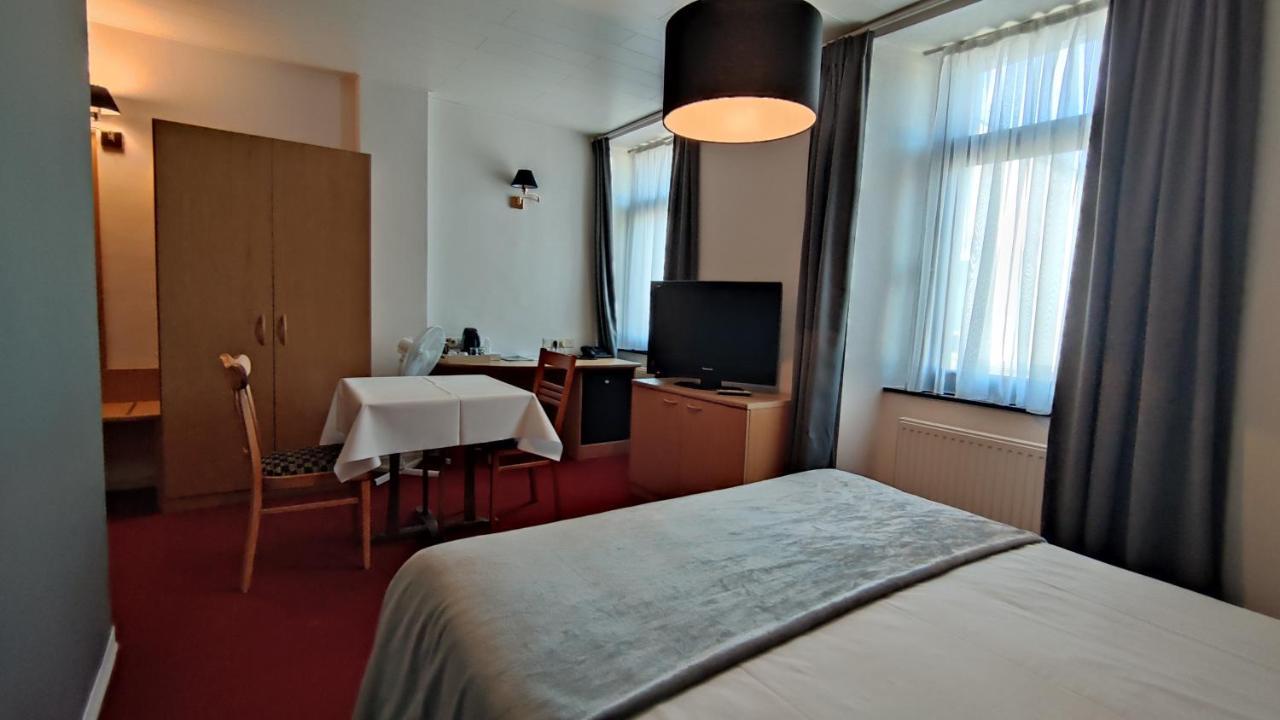 La Chrysalide Hotel Etalle Bagian luar foto